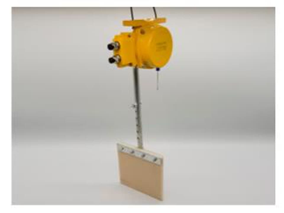 XLLL-B — Detector de Fluxo de Material